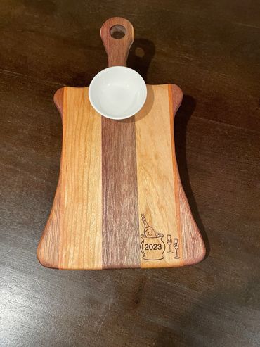 Small bread Board with Butter Dish and personalized engraving.