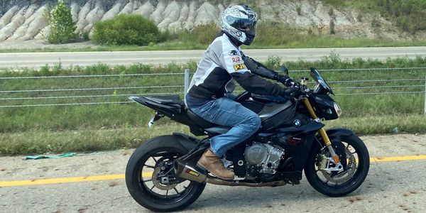 Jay on his 2016 BMW s1000r