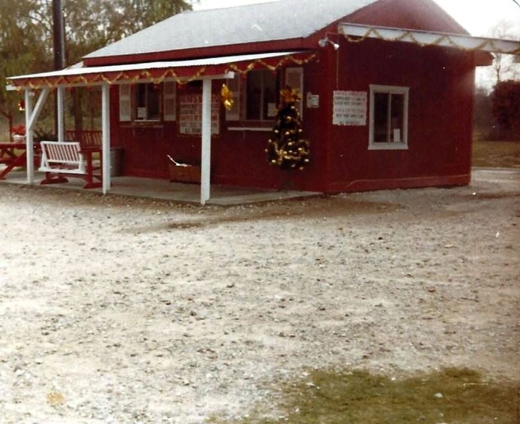 Original building for Read's BBQ