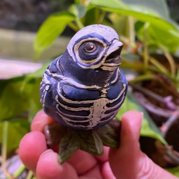 Day #1305 - 10.17.2024
little art of the day
small bluebird figurine skellied