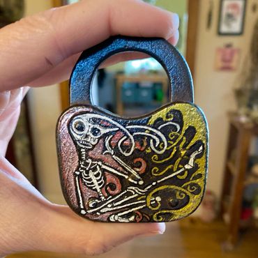 Day #1311 - 10.23.2024
little art of the day
old padlock