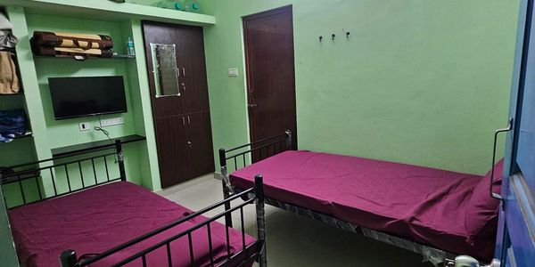 2 Sharing Room
