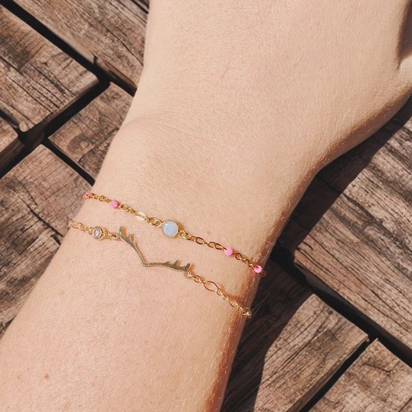 Permanent bracelet stack with antler connector