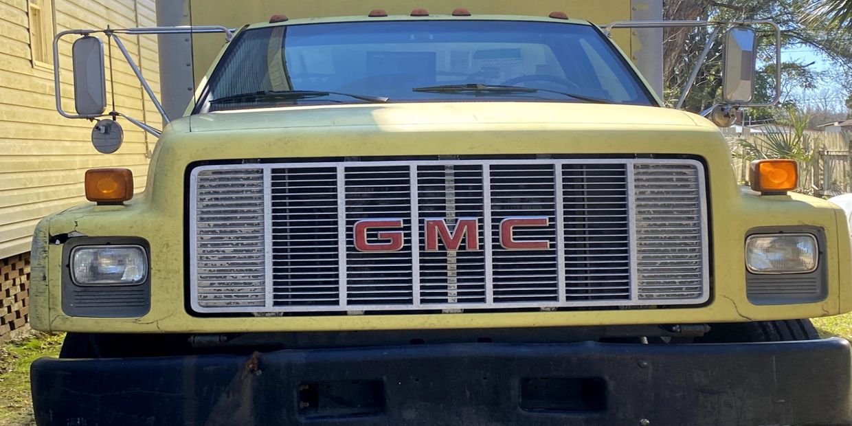 Our first truck 1992 GMC Topkick C6000 
