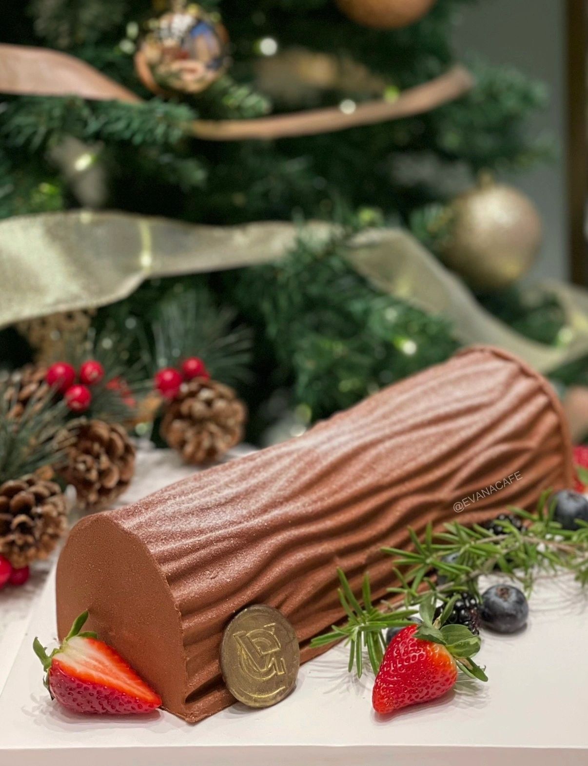 Evana Patisserie & Cafe