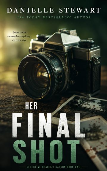 Book cover featuring a vintage camera and the title Her Final Shot.