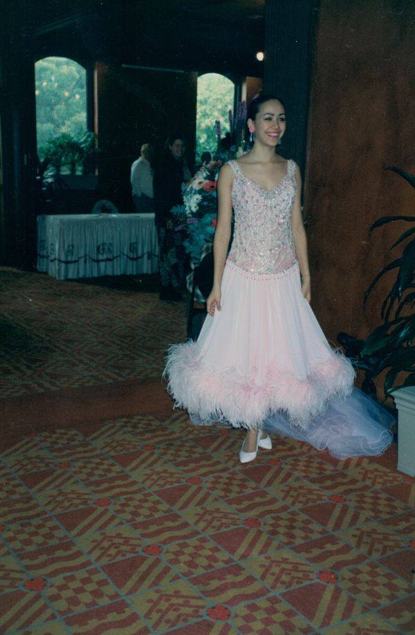 Chaucer’s foyer. Stephanie Randall wearing Imagination, Australian Gown Of The Year 1995