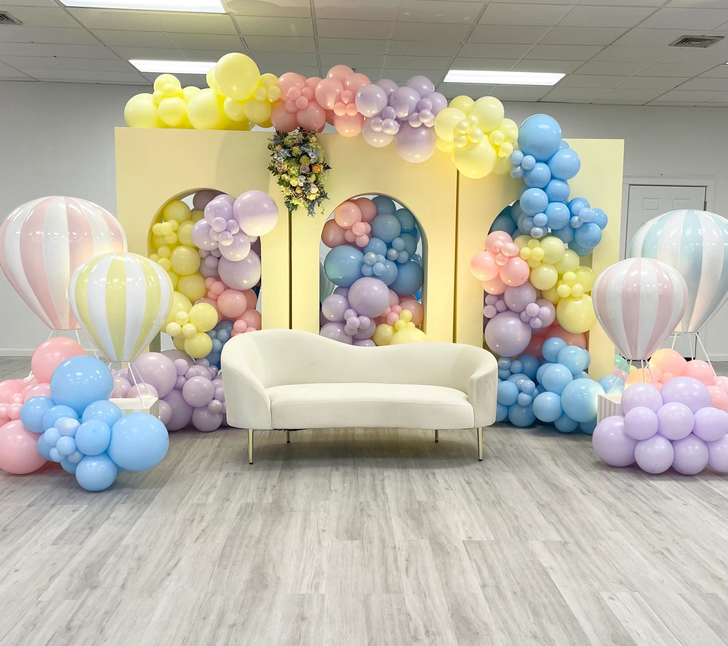 party rental
brockton venue
brockton
Easton
bridgewater
balloons