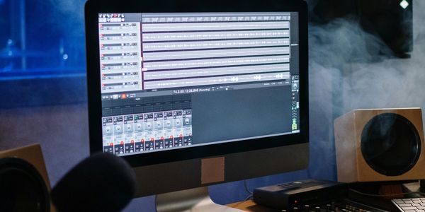 Sintonízanos cada segundo domingo a las 4 p.m.