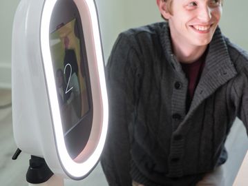 Photobooth attendant to take wedding pictures