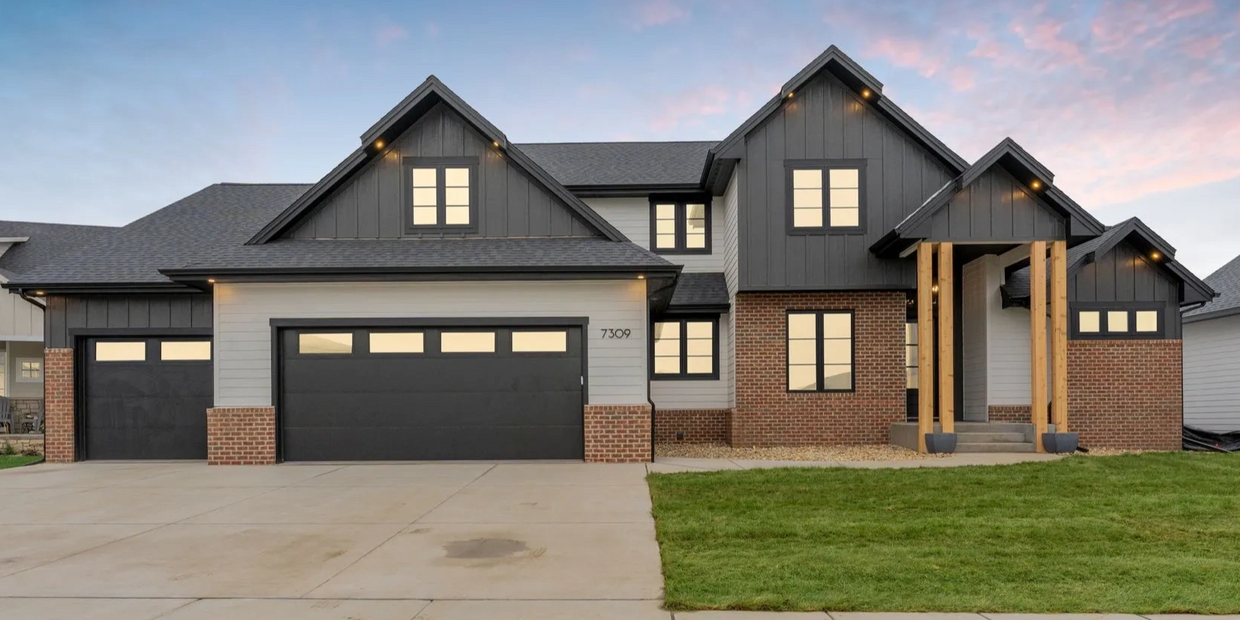 7309 E Gray Eagle Circle