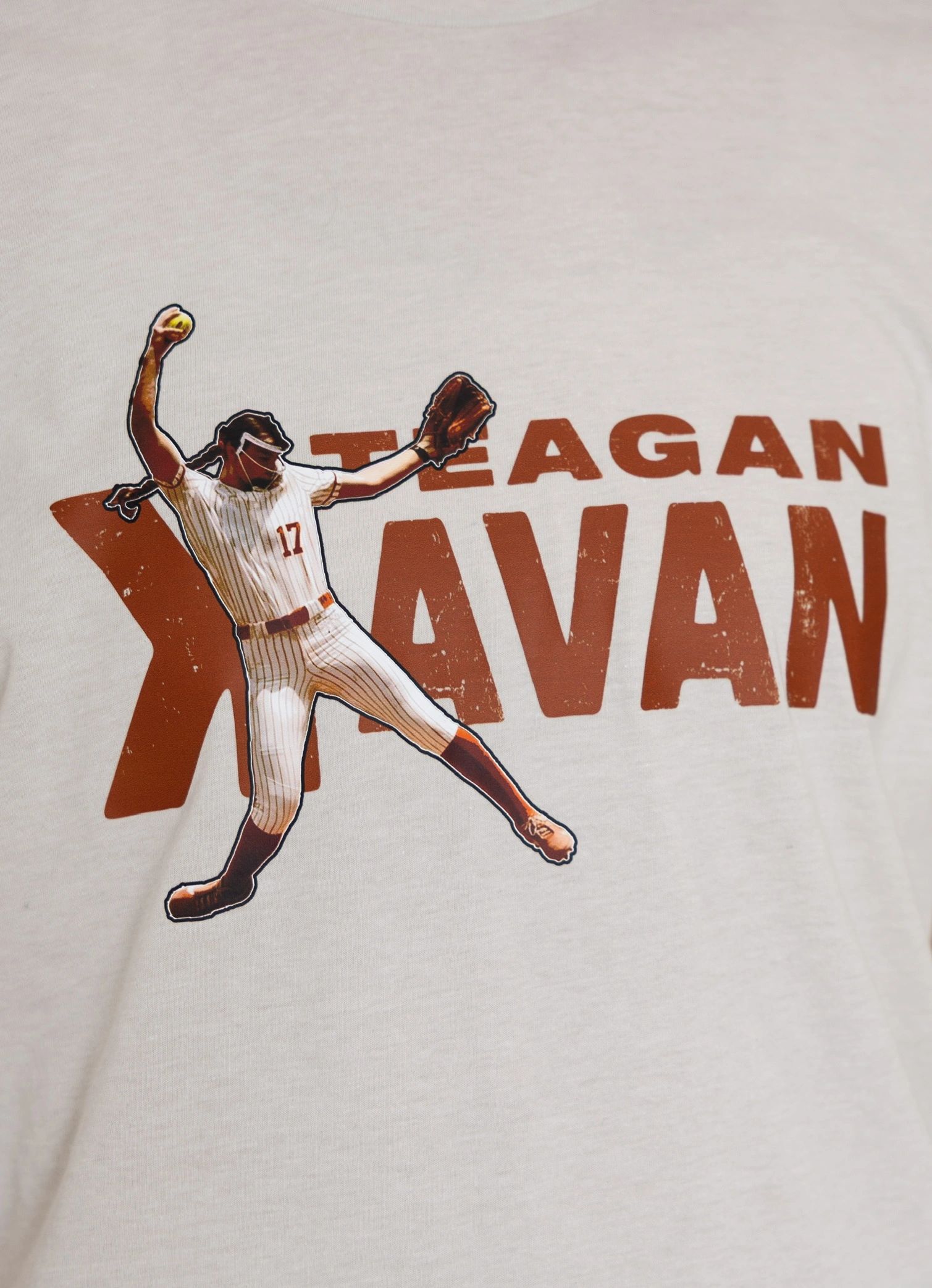 ꓘavan T-Shirt