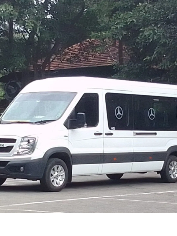 White Force Urbania Van