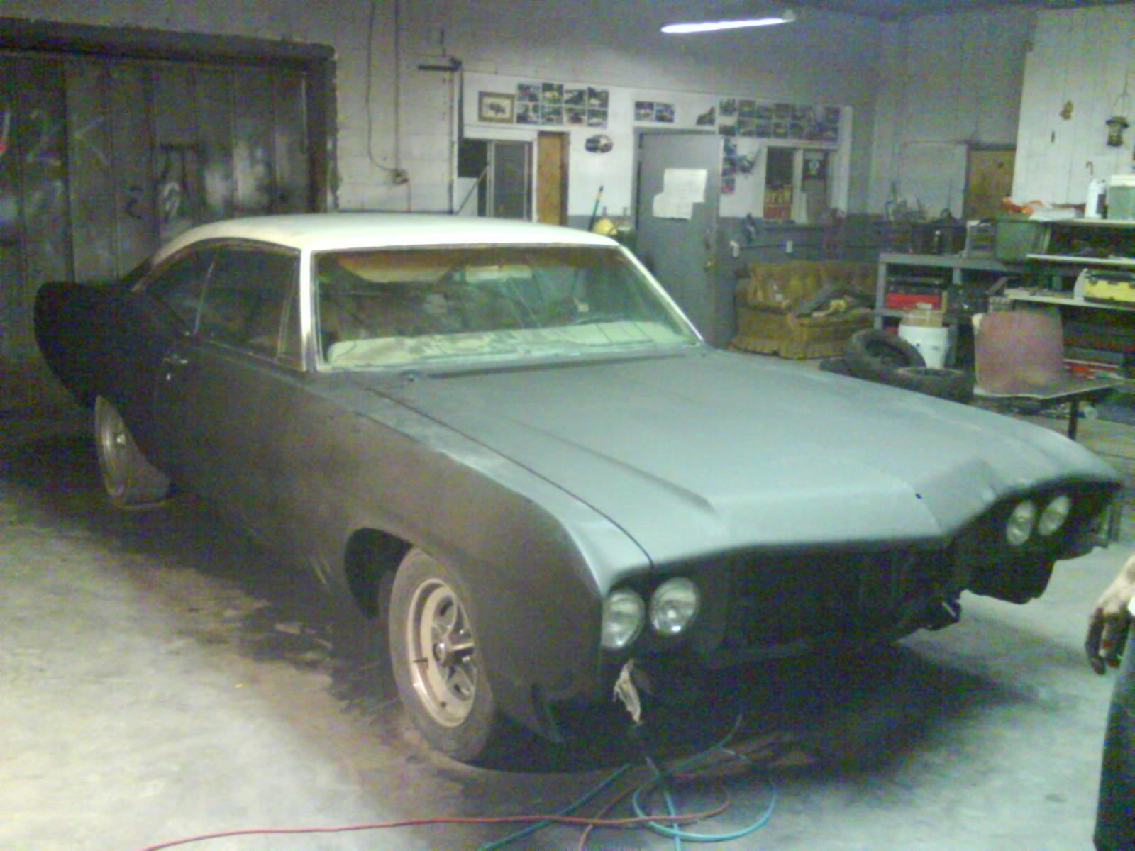 1967_Buick_Wildcat__1_.JPG