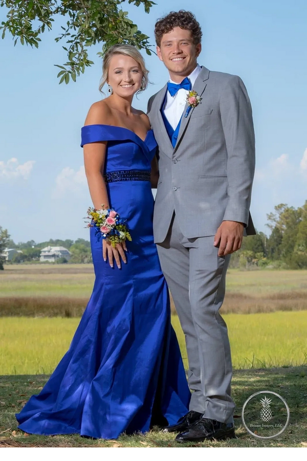 Fine Art Senior Portraits w/Editorial Flair Charleston SC Prom Photos outdoors marsh behind