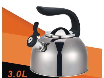 Stainless steel 3.0L kettle with black handle.