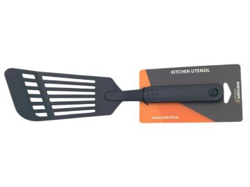 Black slotted kitchen spatula on a tag.