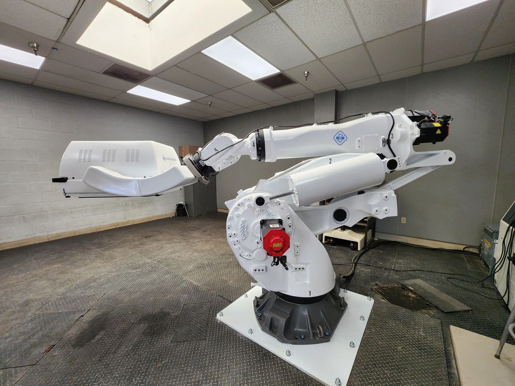 THE NEW ET ROBO-SCAN 900 Robot Gantry