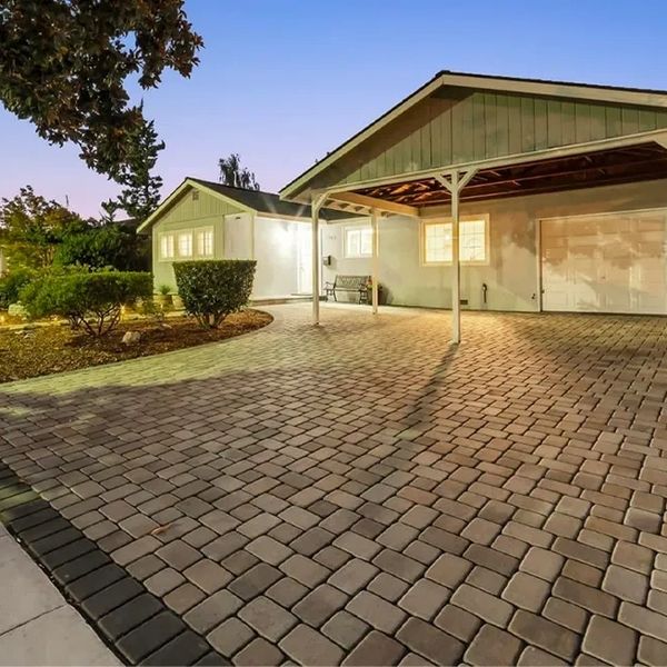 Driveway Interlocking Pavers