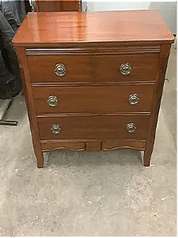 Chippendale chest of drawers