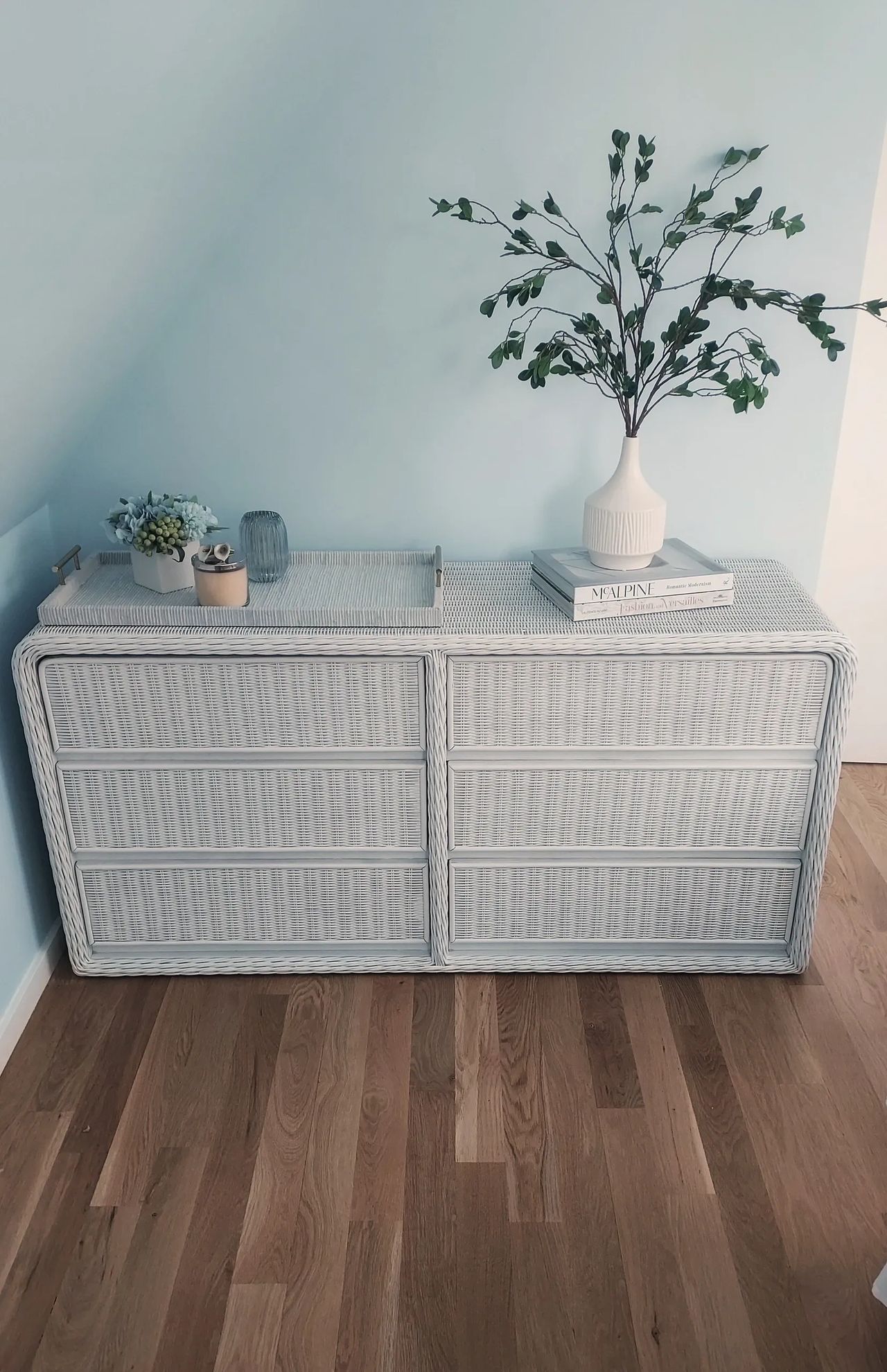 DIY Wicker Furniture Makeover: Easy Spray Painting Guide DIY Wicker Furniture Makeover: Easy Spray Painting Guide
