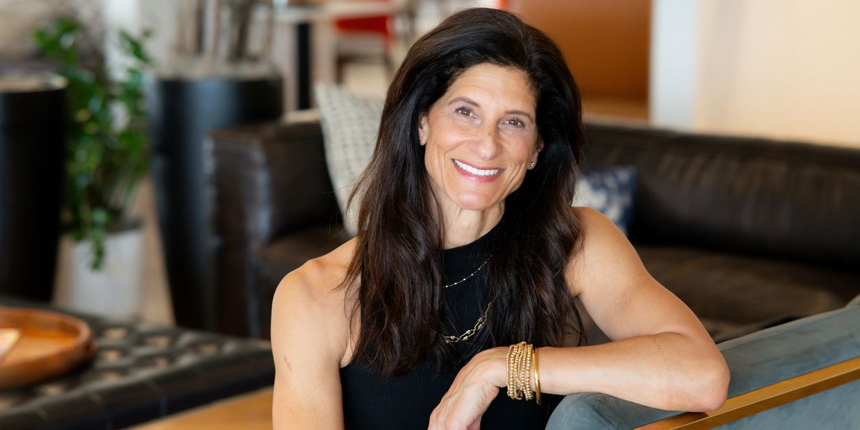 Kelly Lovegrove is an Arizona REALTOR located in the West Valley and specializes in new construction buyer sales.