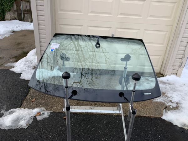 Auto Glass Windshield