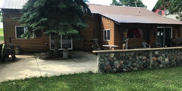 Cabin, log cabin, hunting cabin, hunting shack. The Bird’s Nest Inc.
