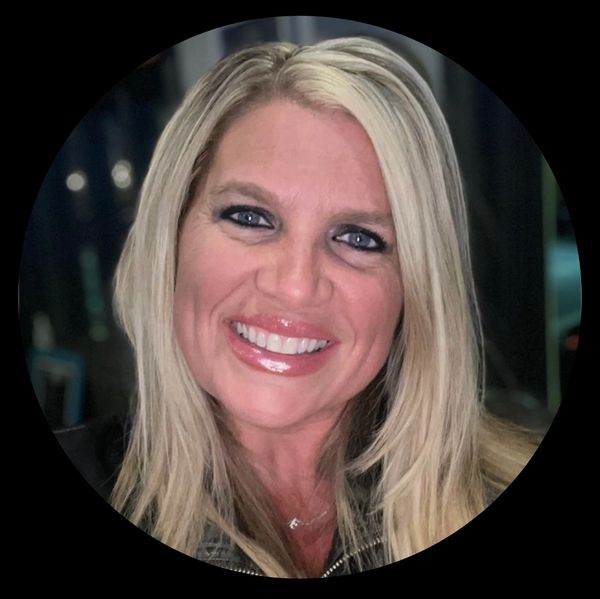 Elizabeth Diable, the founder of Diable Consulting.