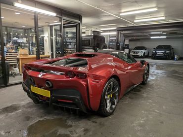 Ferrari SF90