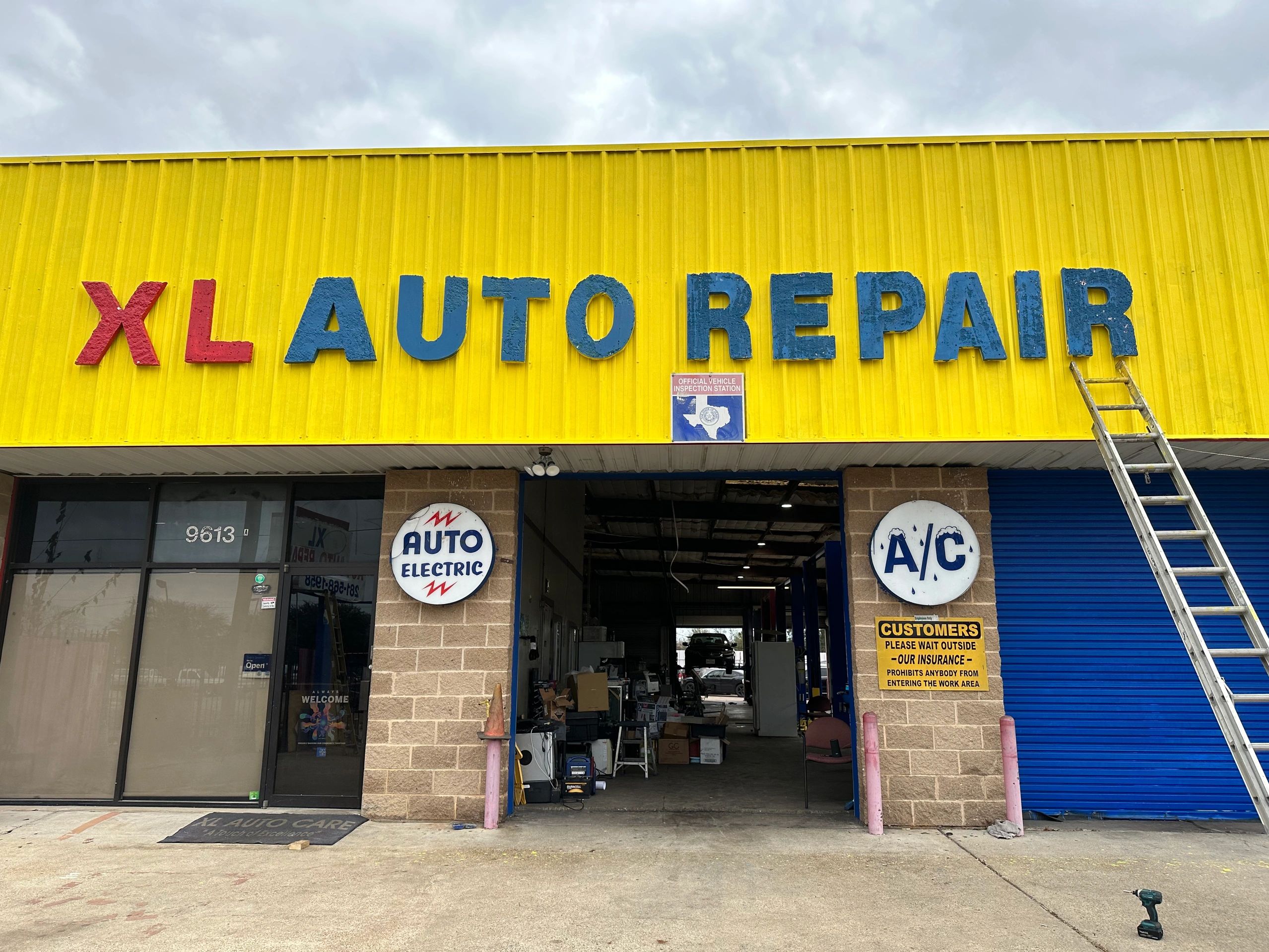 Auto repair collision repair master mechanic 