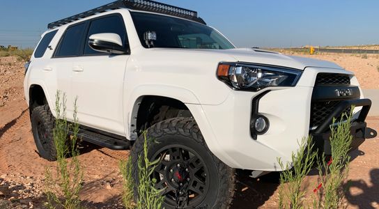18 TOYOTA 4-RUNNER