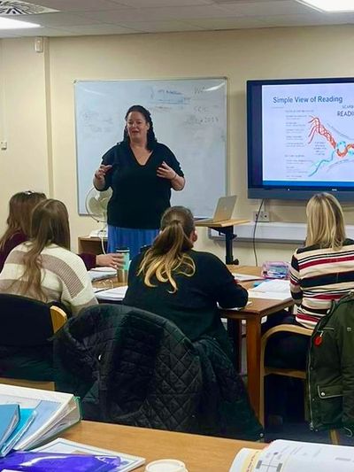 Heidi Humpage training teachers