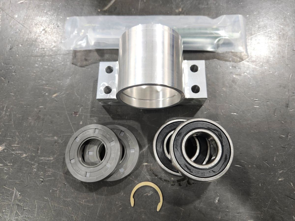 KRX 1000 4 SEAT MIDSHIP BILLET CARRIER BEARING HOUSING ASSEMBLY