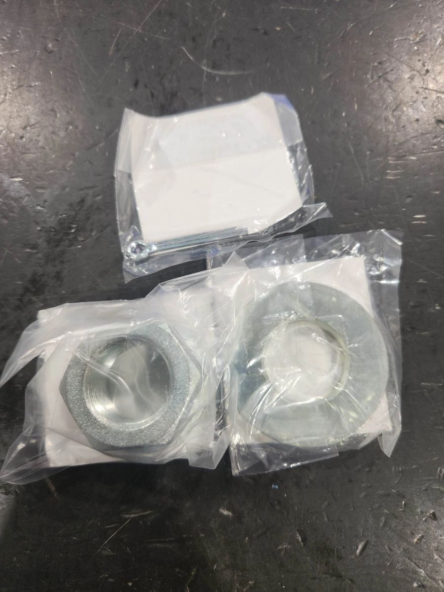 KRX 1000 AXLE NUTS
