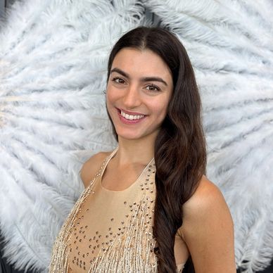 Jasmine - Moonveil Aerial Performer and Teacher