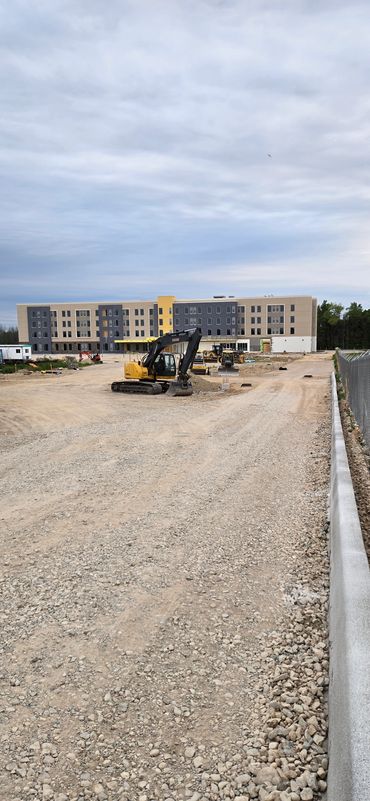 I was site super in kincardine Ontario i was hired by trackonepm as their suoer on this  Holiday inn