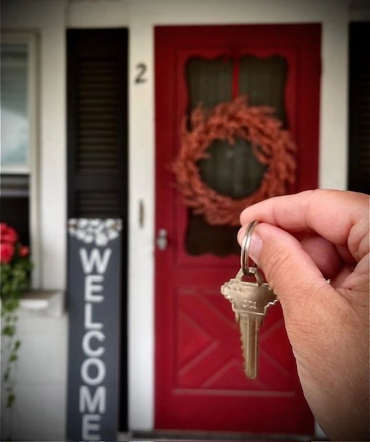 Roseanne M Lemery Realty