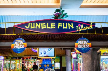 Located in the Ala Moana Center near Centerstage