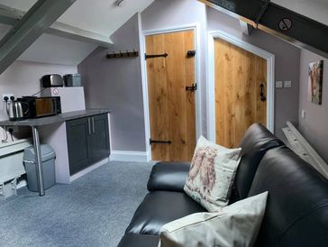 The bat Loft room living space