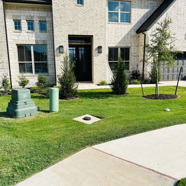 Front yard residential natural lawn irregation 