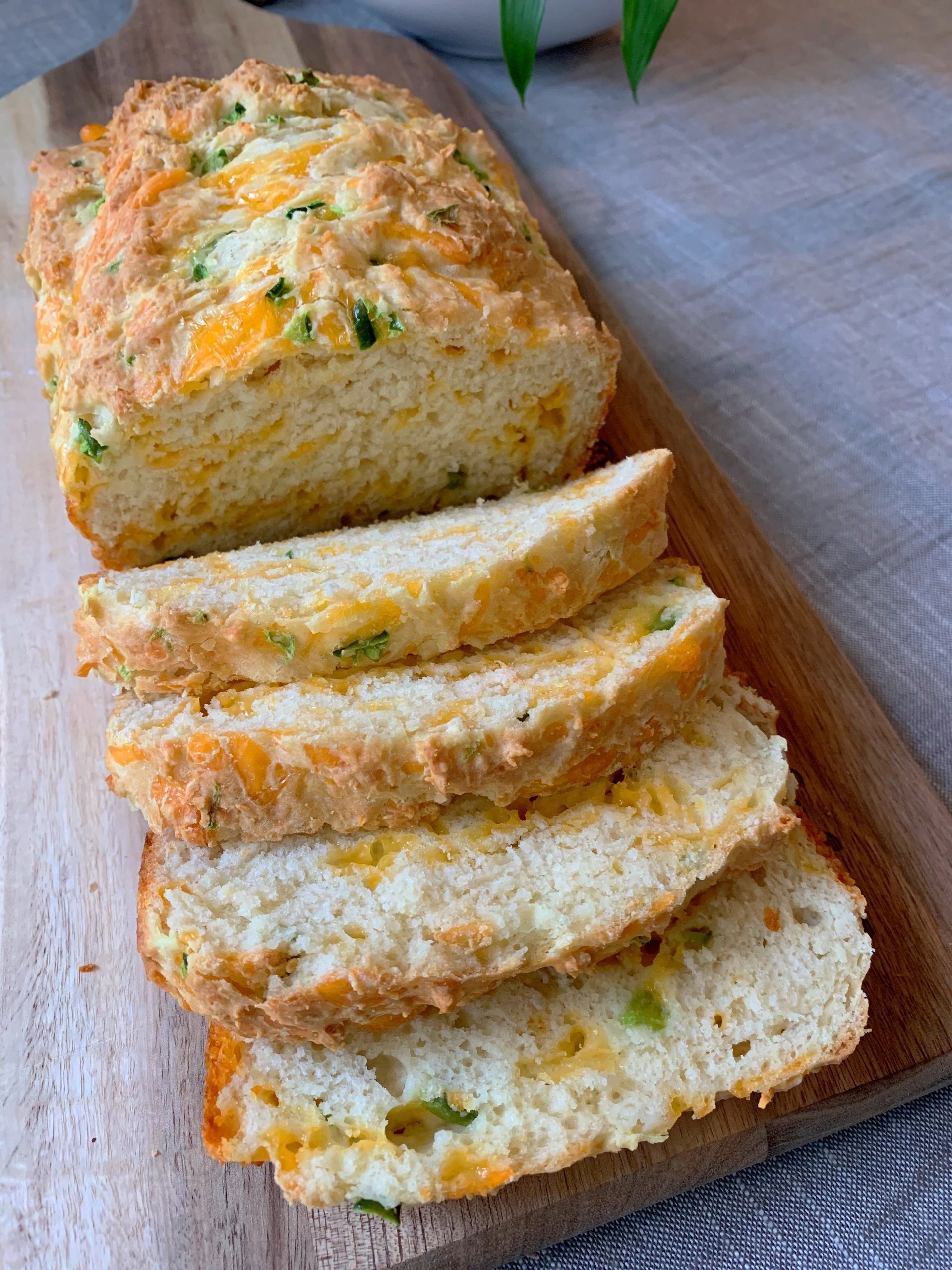 Jalapeño Cheddar Bread