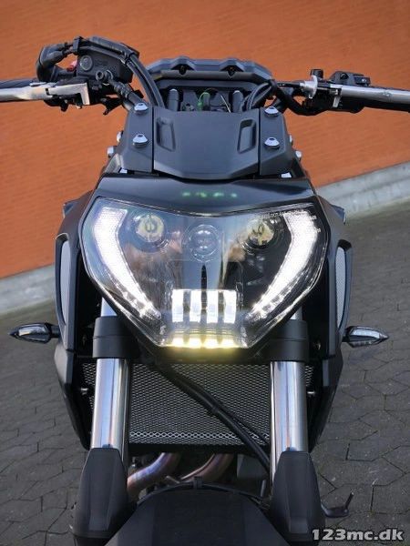 Additional LED headlights for motorcycle Yamaha MT-07 - Long range