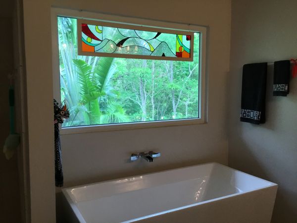 Master bath soaking tub