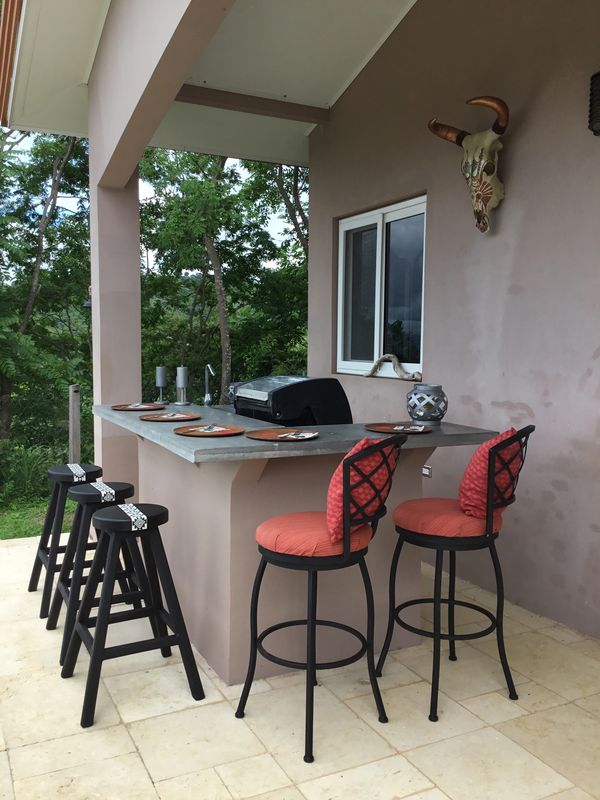 Bar & grill with sink, cooler and shower