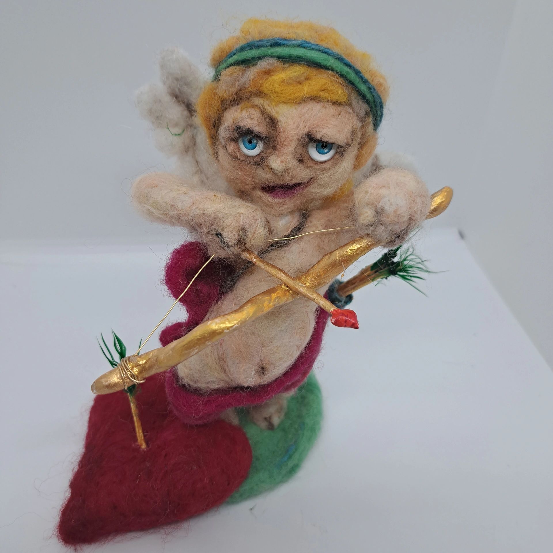 Valentine's Day cherub with bow  & arrow. Needle felted figurine.
