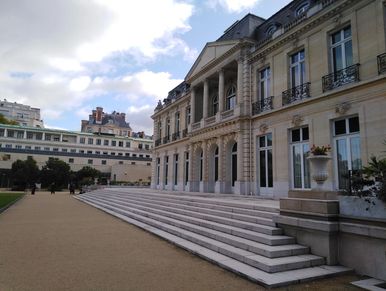 Sede de la OCDE en París, Francia, durante evento internacional del Grupo de Trabajo Anticorrupción