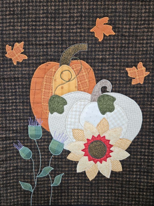 Thistle & Vine Applique' Wall hanging class - 10:00-4:00, Tuesday, August 12th - Beginners welcome!
