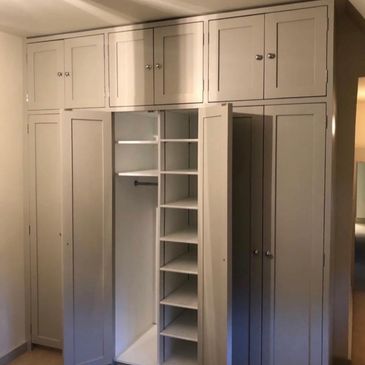 wardrobe
