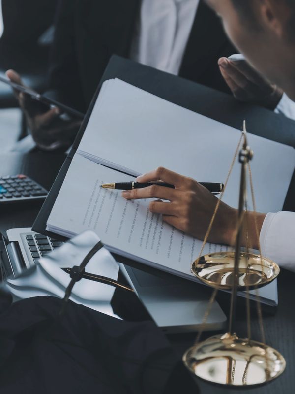 The Gilbert Law Firm: Business Law